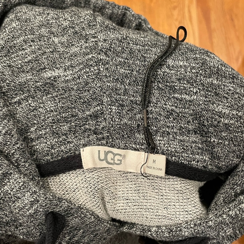 Ugg Gray Pullover Sweatshirt - image 3